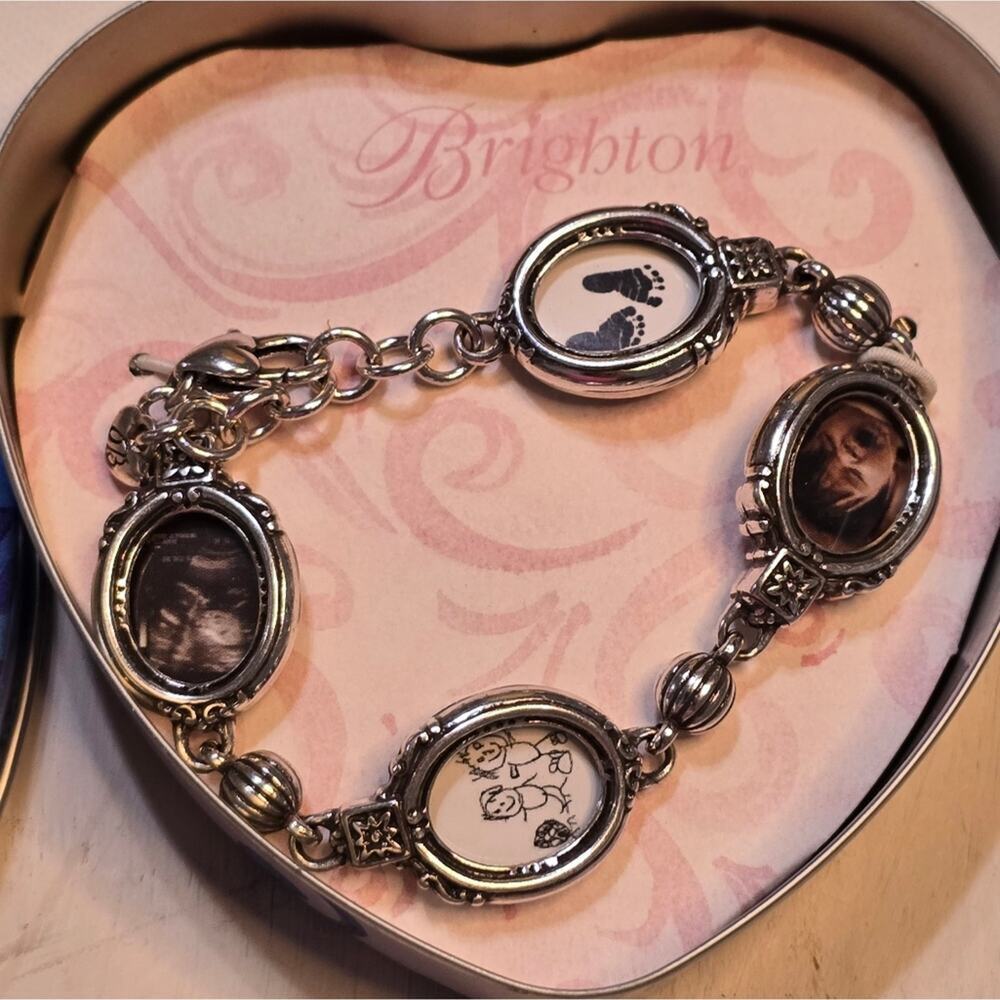 Brighton Photo Charm Bracelet Silver‎ Tone Keepsake Gift With Heart Tin